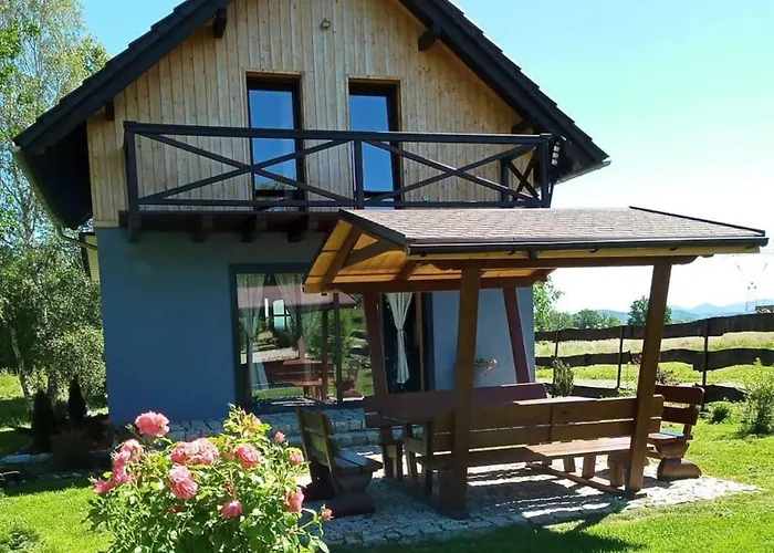 Luma Hause & Holiday home